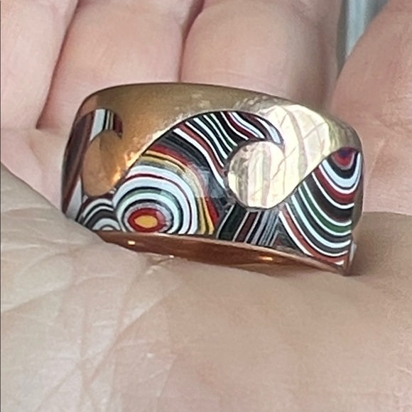 Marla Aaron Fordite 18k gold Ring - Picture 5 of 12